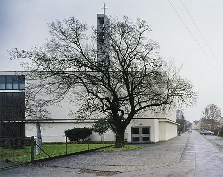 Kirche Linz - St. Peter von aussen